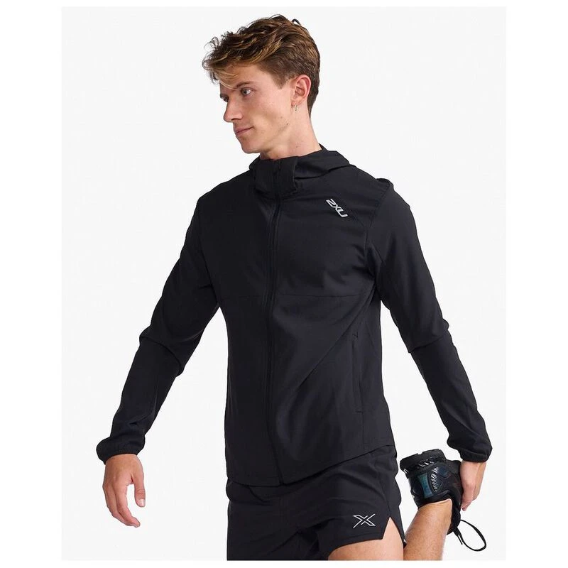 2XU Mens Aero Jacket Black Silver Reflective Sportpursuit