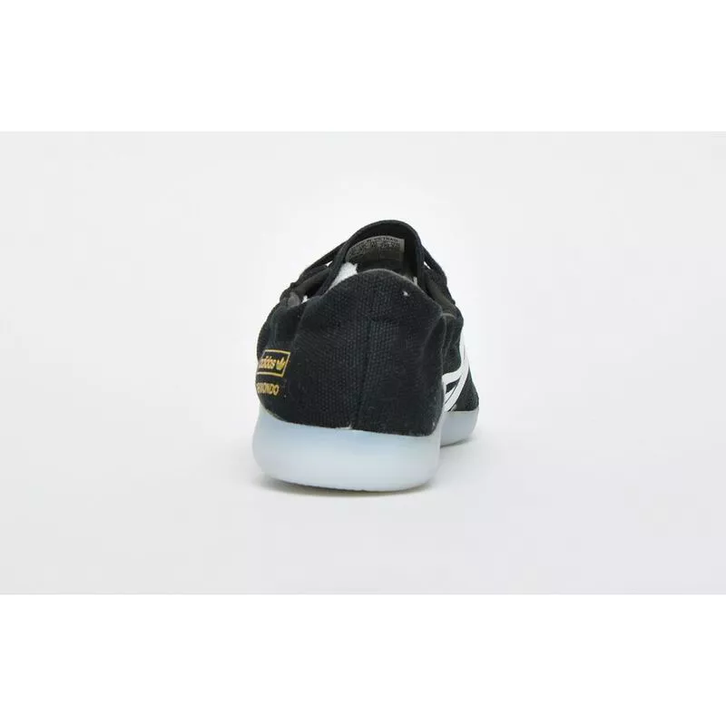 Adidas hot sale originals taekwondo