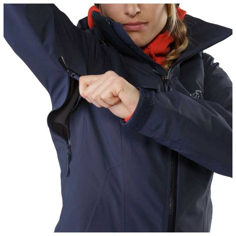 Arcteryx Womens Tiya Jacket (Black Sapphire)