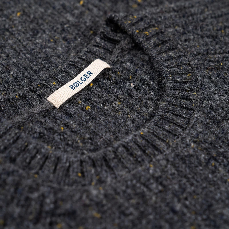 Bølger Womens Finse Flecked Crew Sweater (Grey Melange) | Sportpursuit
