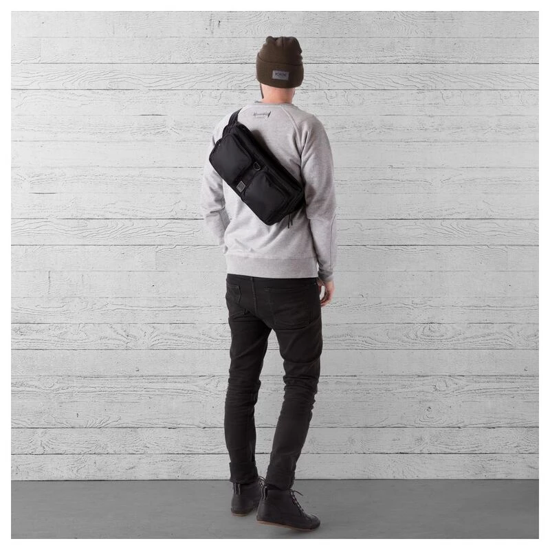 Mxd segment sling bag top