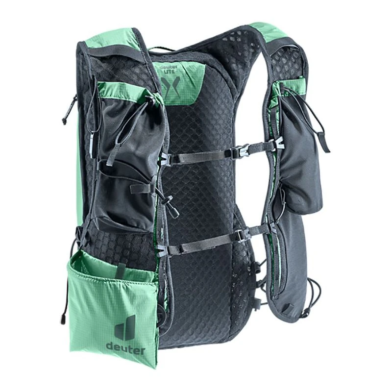 Deuter hydration bag outlet