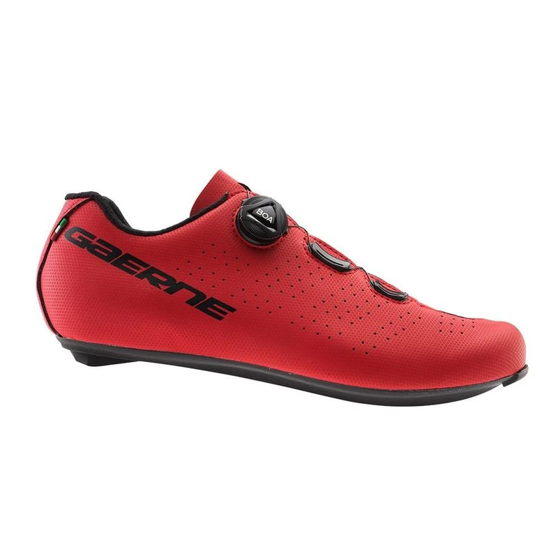 Red road cycling shoes online