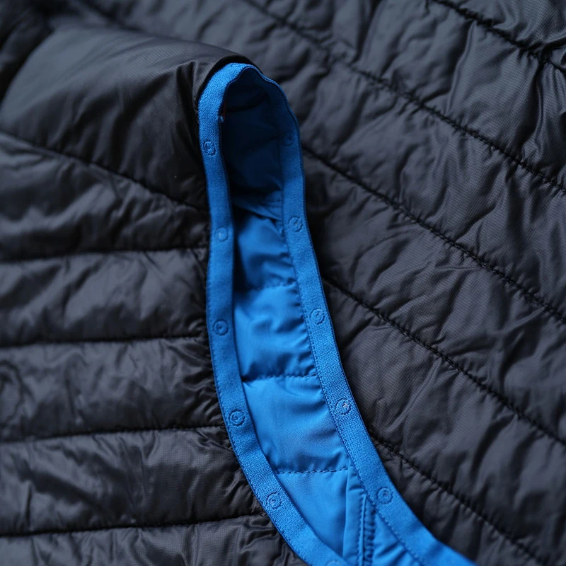 Isobaa Mens Merino Wool Insulated Gilet (Black/Blue) | Sportpursuit.co