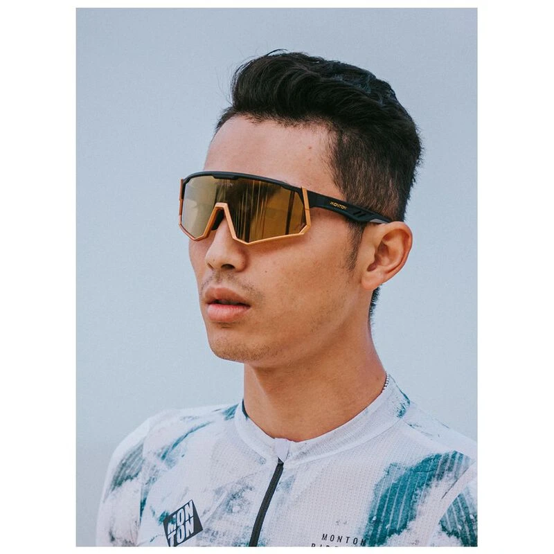 Monton Blade Interchangeable Sunglasses (Matte Black/Gold) | Sportpurs
