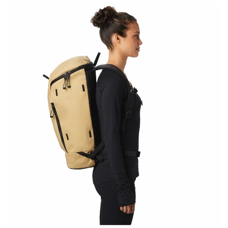 Multi top pitch backpack