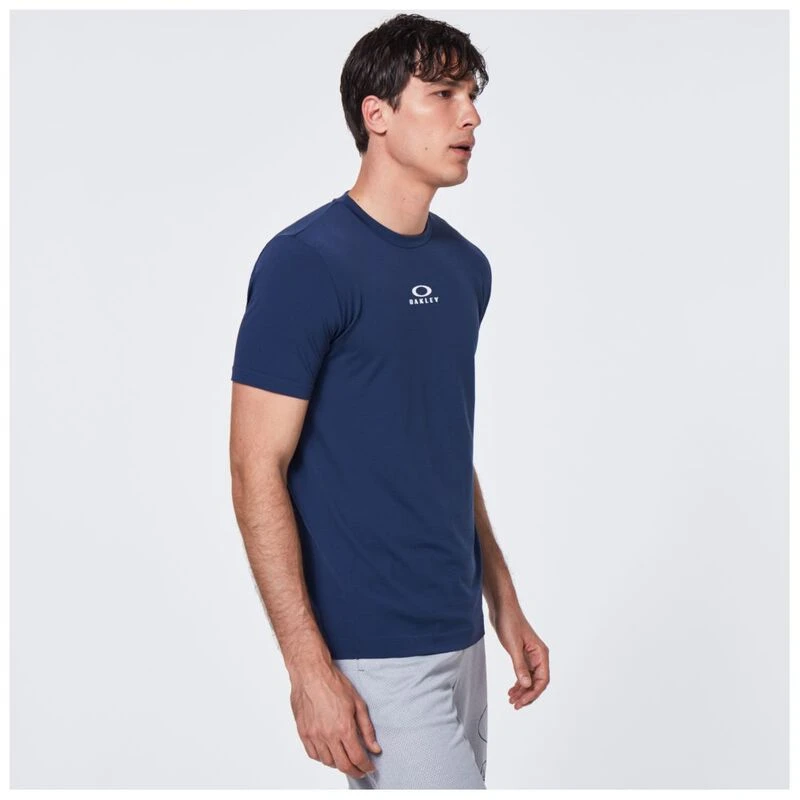 Oakley workout shirts online