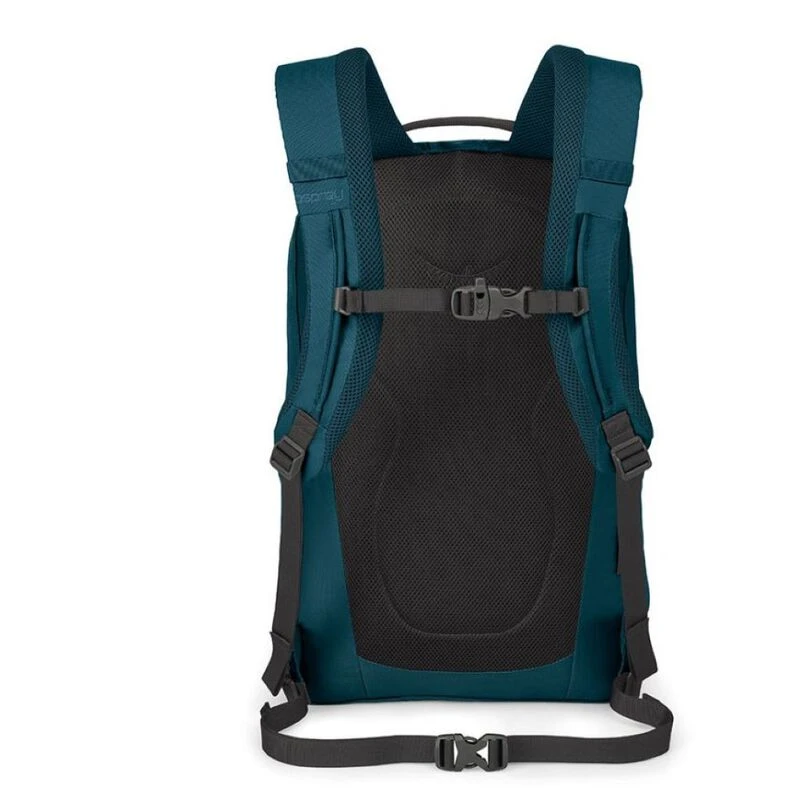 Osprey axis 18 online daypack