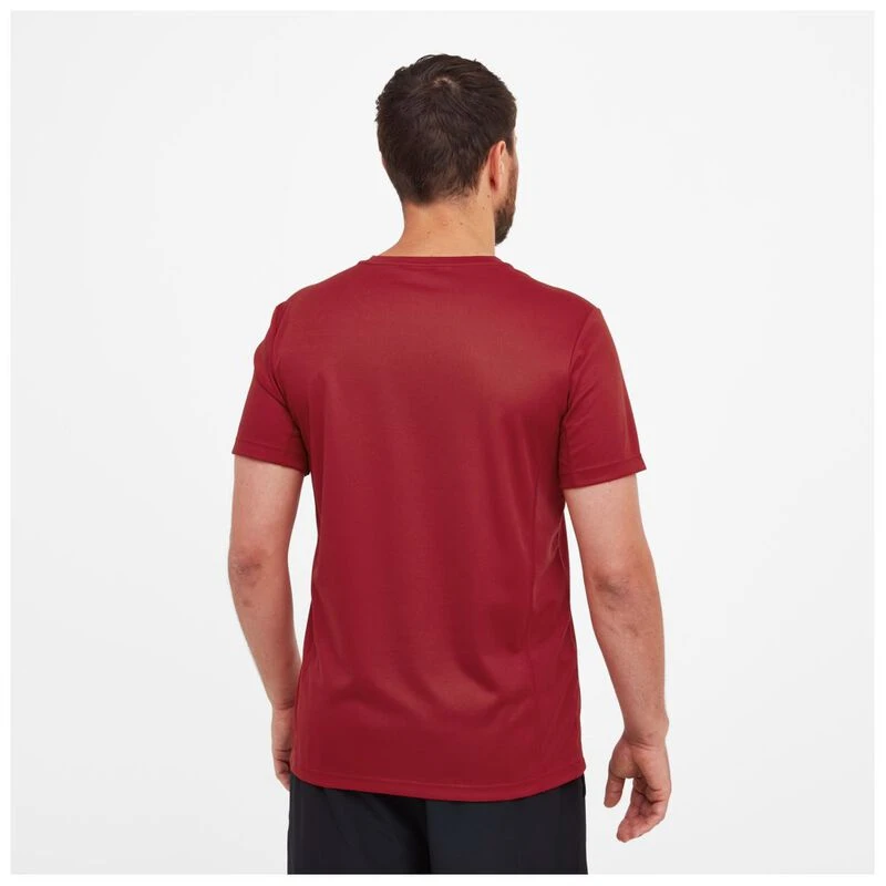 TOG 24 Mens Kennedy Technical T-Shirt (Chilli Red) | Sportpursuit.com