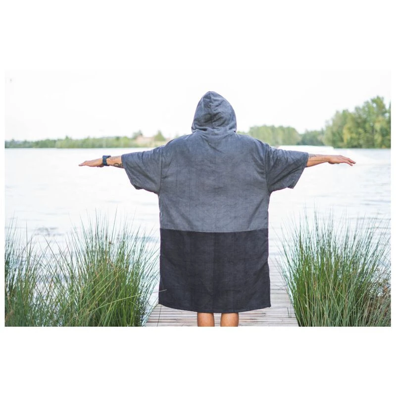 Vivida lifestyle sales hooded poncho towel